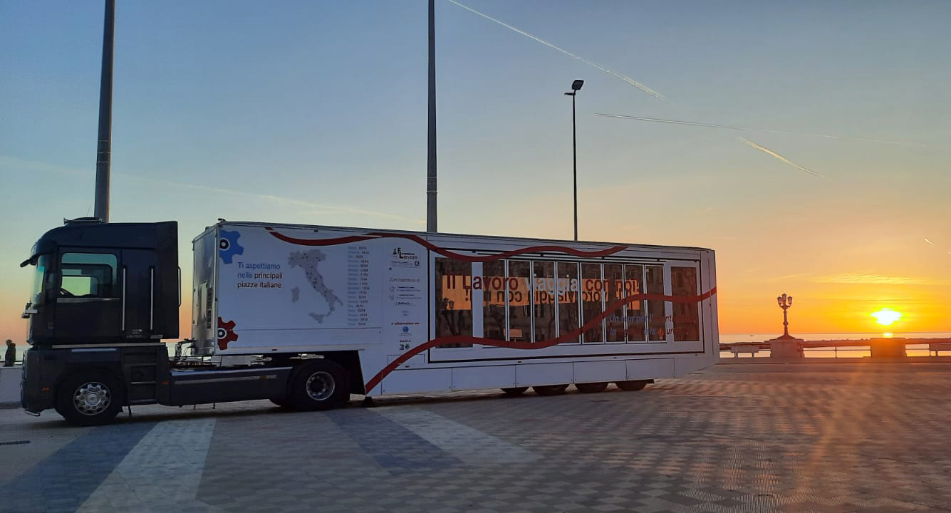 foto in homepage fissa in basso